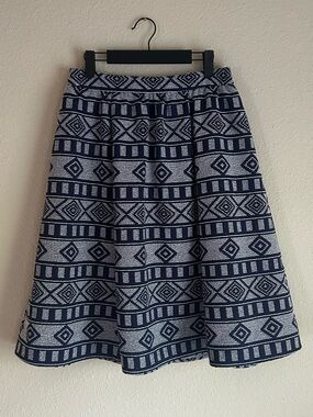 Halogen Navy & White Geometric A-Line Skirt | size 8 | NWOT